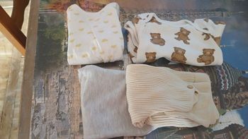 Lot vêtements fille ou garçon 