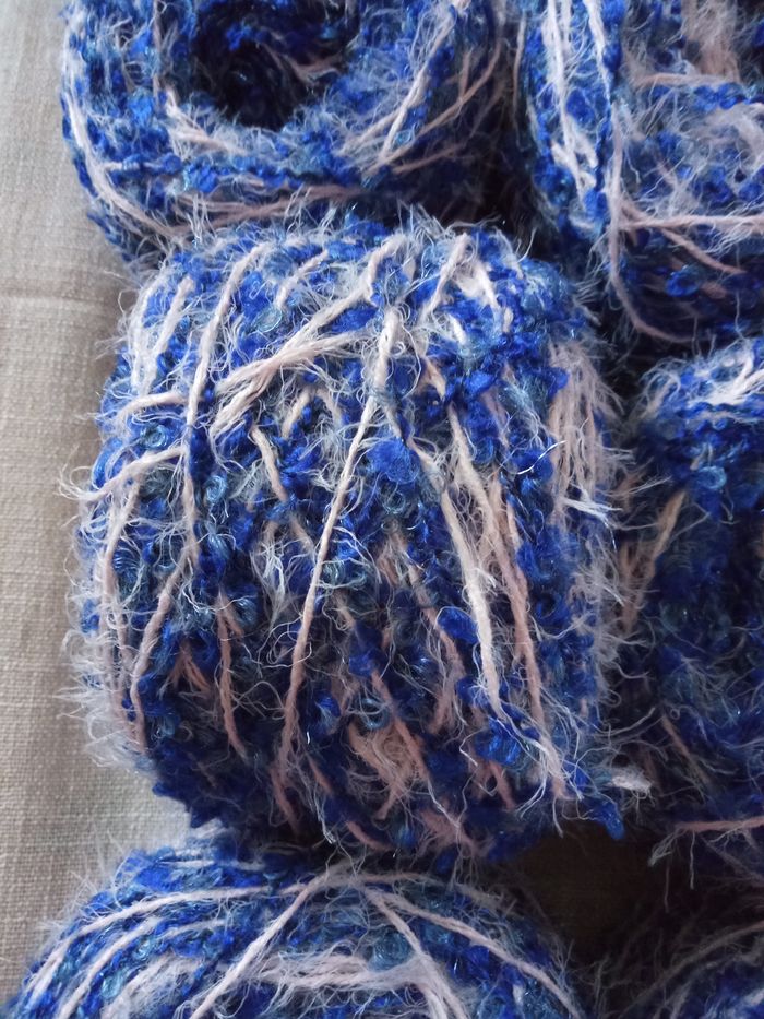 Lot de 6 Pelotes Fantaisie effet bouclette (600g) - photo numéro 3