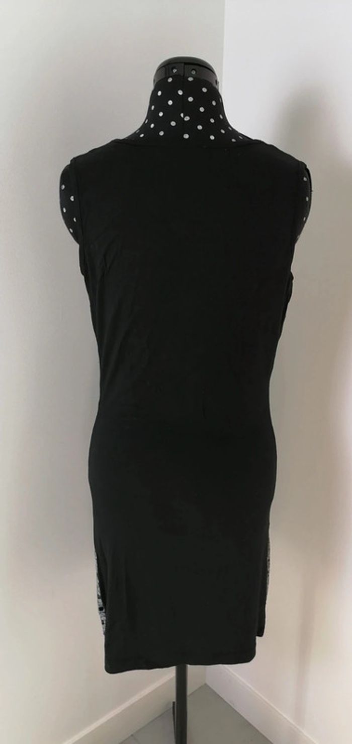 Robe de soirée à sequins visage noir blanc - photo numéro 4