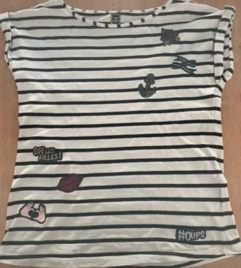 T-shirt marin à rayures