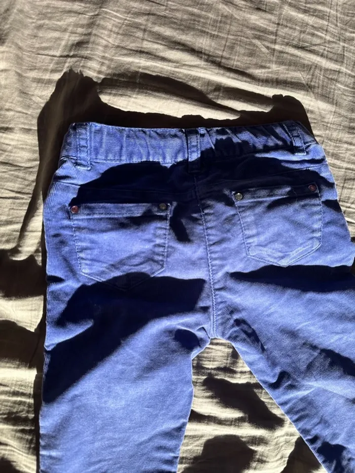 Pantalon en velours 3 ans - photo numéro 2