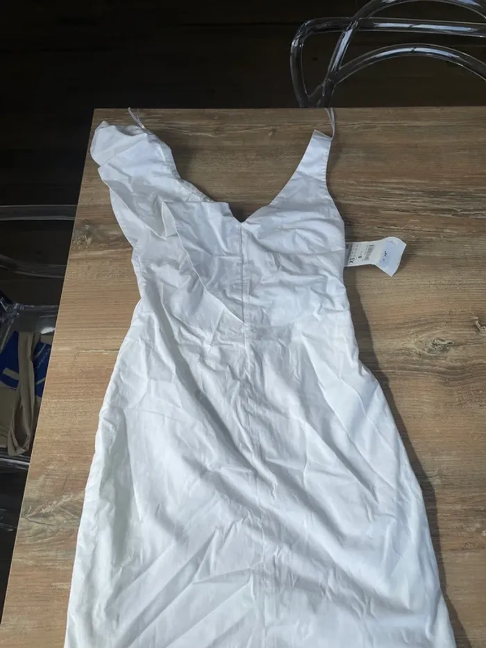 Robe neuve Zara XS