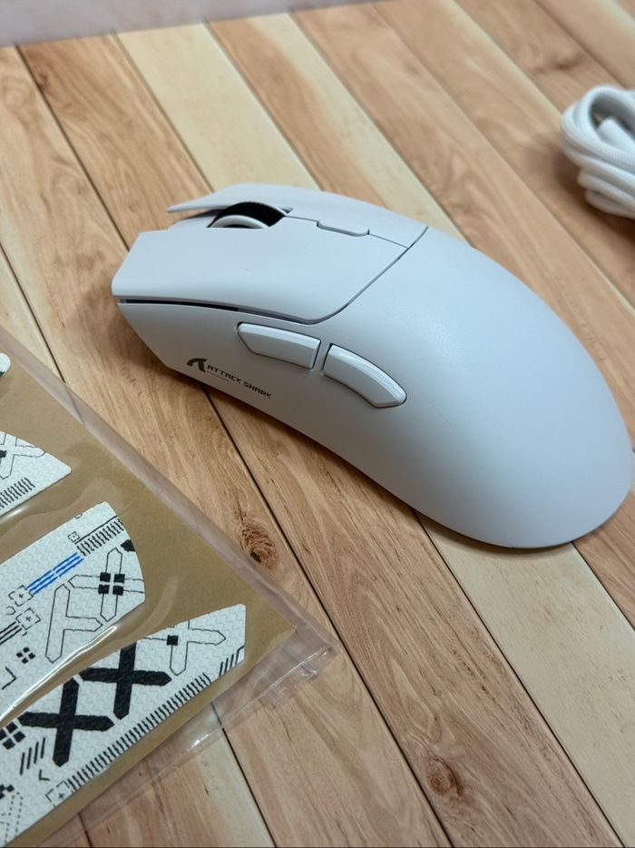 Souris Gamer - Attack Shark R1 - Blanc - photo numéro 3