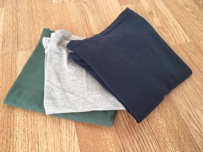 Col roulé C&A (lot de 3) taille 110-116. - photo numéro 2