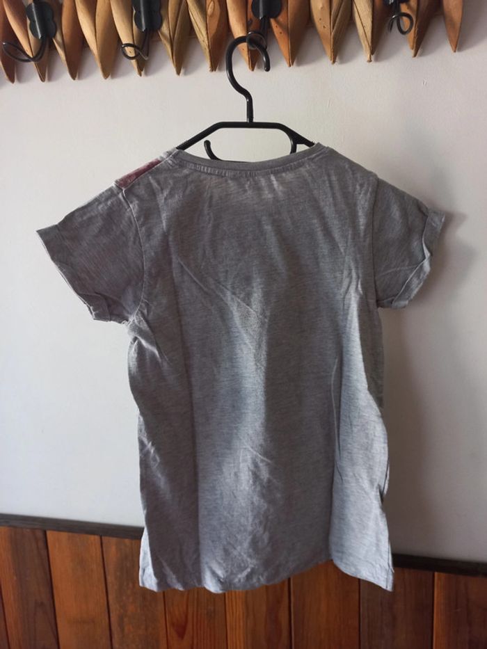 Tee-shirt gris - photo numéro 2