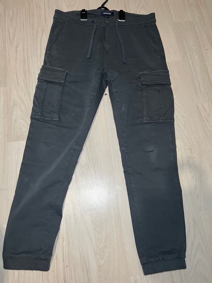 Vêtements homme S/M - photo numéro 9