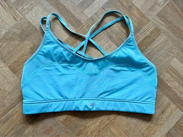 Brassière bleu ciel domyos