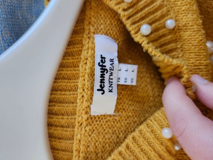 Pull Jennyfer taille L couleur moutarde avec perles - photo numéro 4