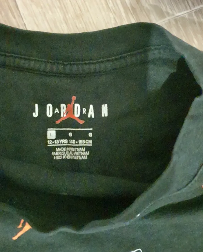 Tee shirt crop top Jordan taille 12-13 ans - photo numéro 5
