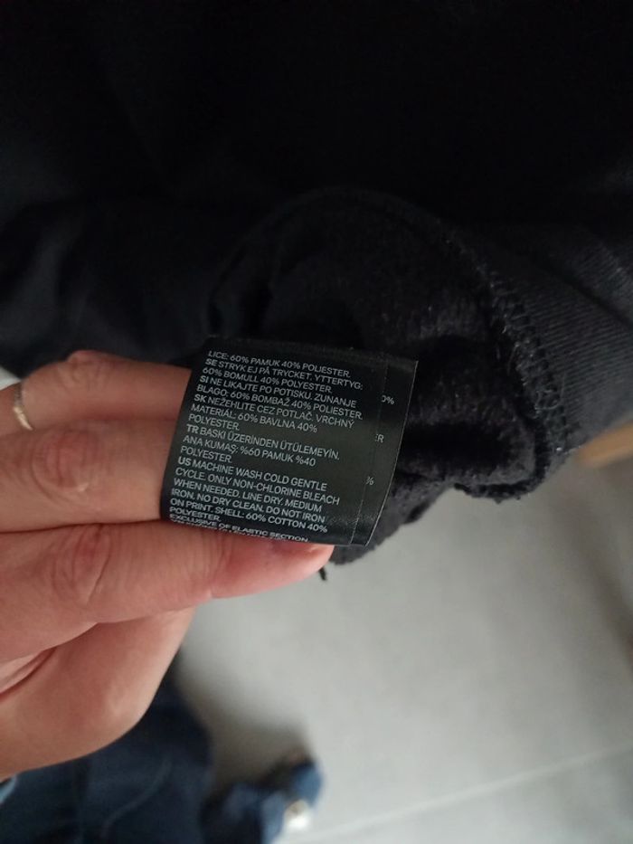 Sweat H&M taille S - photo numéro 4