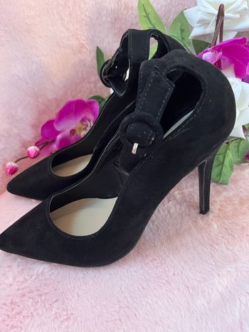 Paire d’escarpins en velours | Primark | Femme p.36