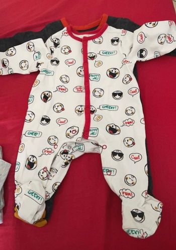 Lot 3 pyjamas 1 mois