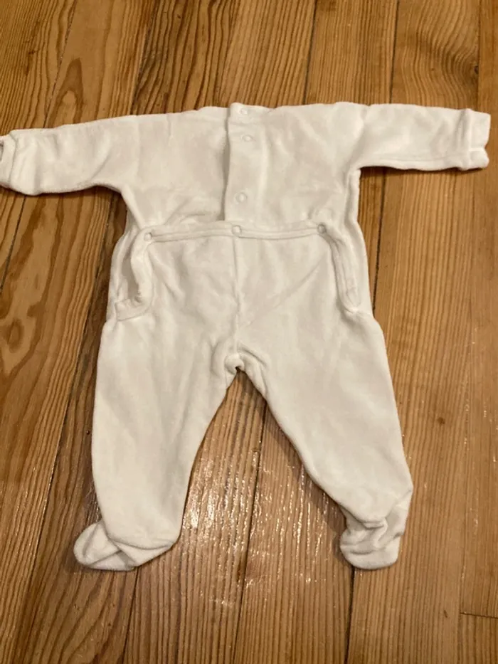 Pyjamas naissance et 1 mois fille en velours - photo numéro 15