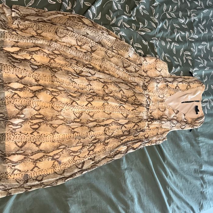Robe.