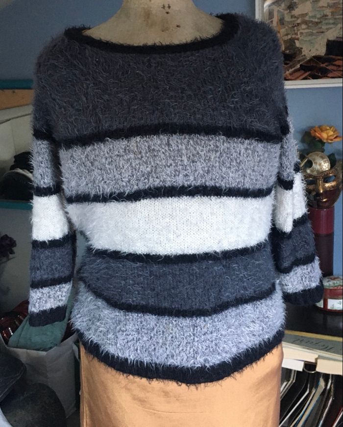 Pull Armand Thierry T3 - photo numéro 4