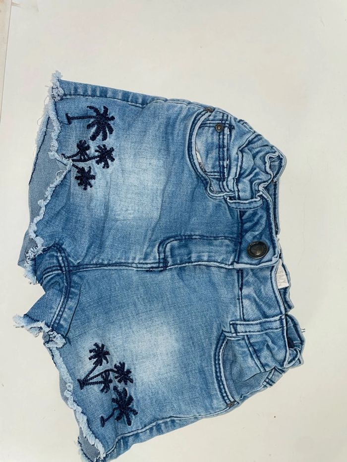 Lot vêtements fille 4 et 5 ans - photo numéro 5