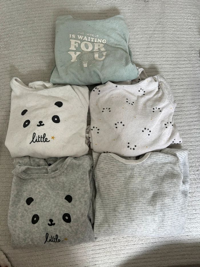 Lot de pyjamas en velours 24 mois