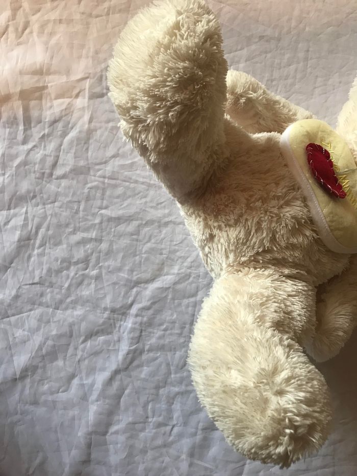 Gros Ourson Beige Bavette Jaune Ecriture I Love Mummy Petit Cœur Rouge Peluche Petits Enfants Bébés - photo numéro 4
