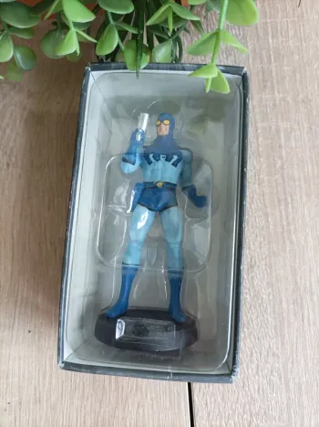 Figurine Blue Beetle DC Comics Eaglemoss Super Hero