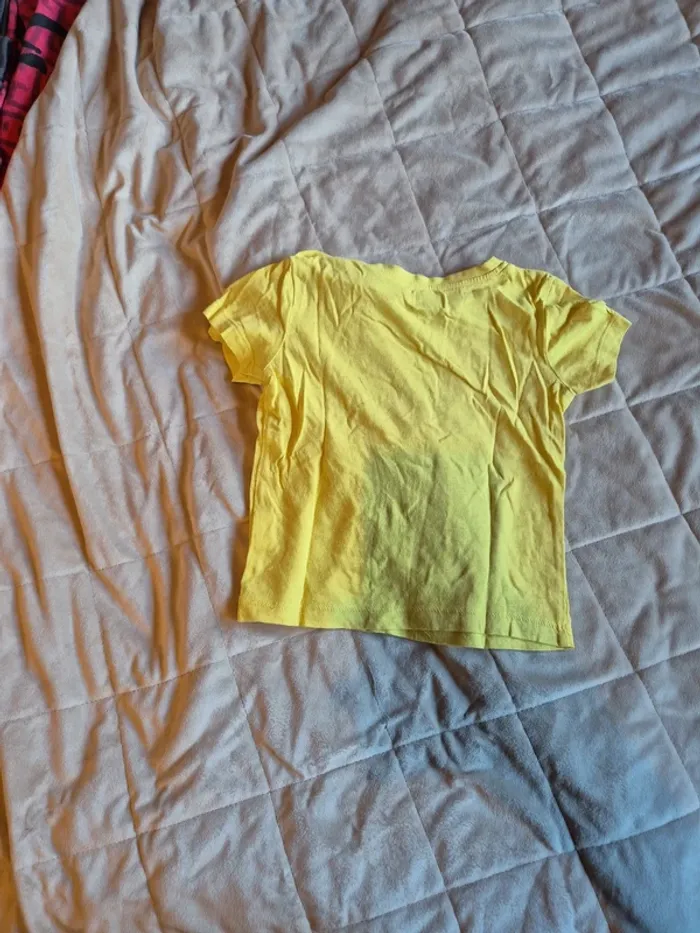 T-shirt jaune - photo numéro 3