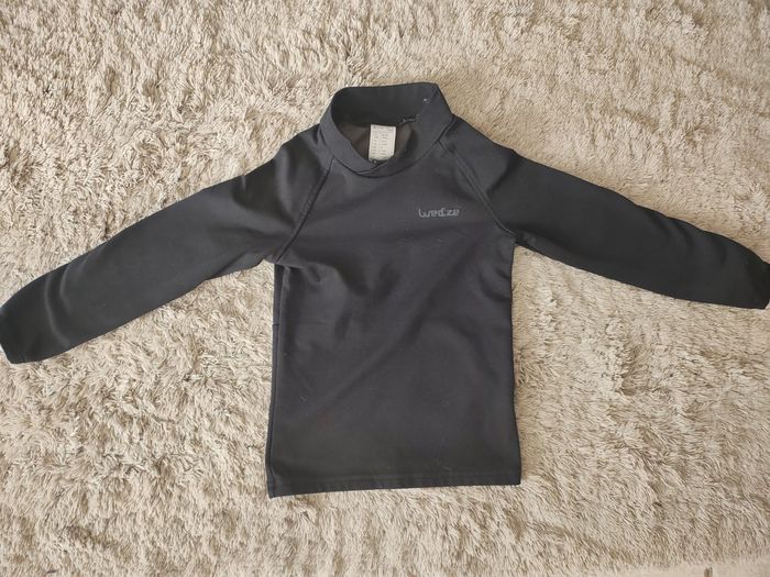 Tee-shirt longues manches taille 4 ans