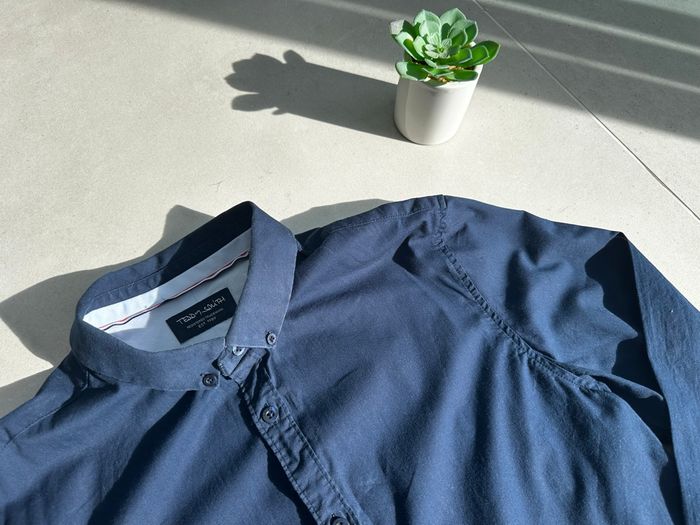 Chemise Teddy Smith bleu marine taille M 👔