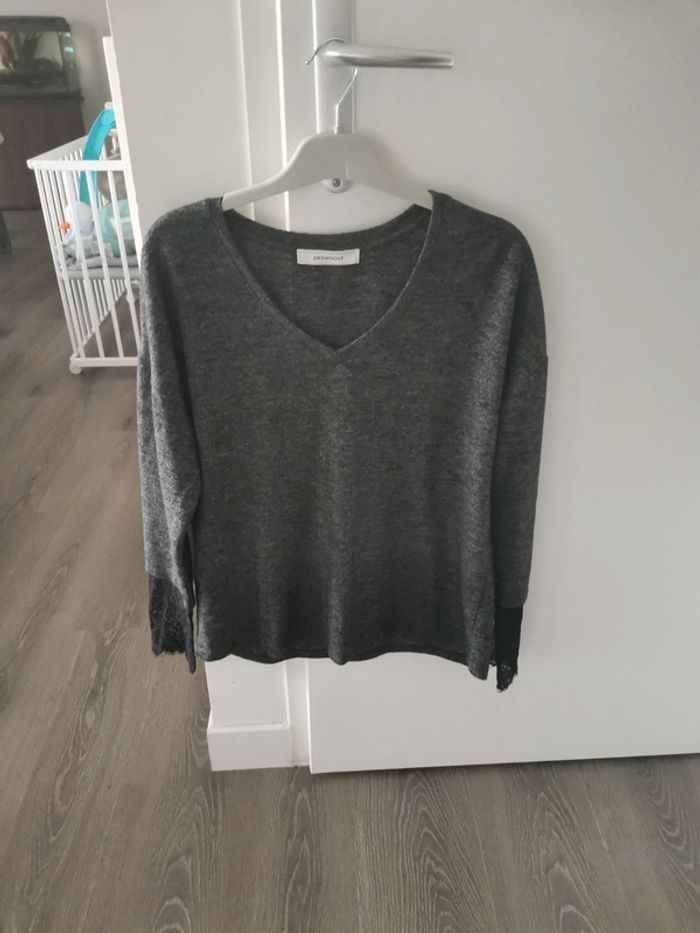 Pull gris