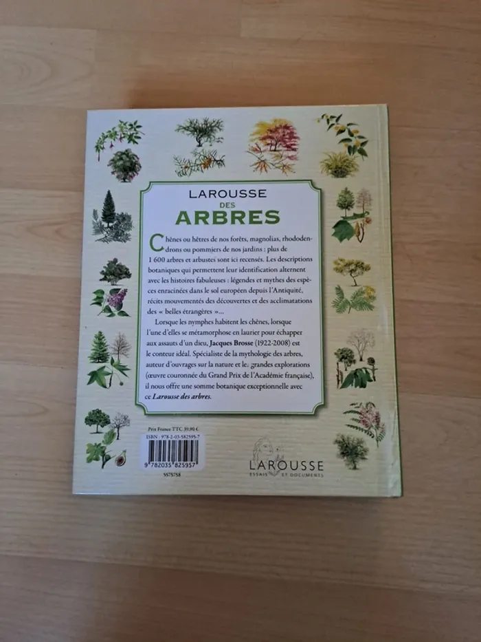 Larousse des Arbres - Dictionnaire illustré - 1600 arbres et arbustes - photo numéro 3