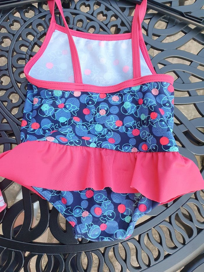 Lot Maillot de bain 12 mois et polo de plage - photo numéro 3
