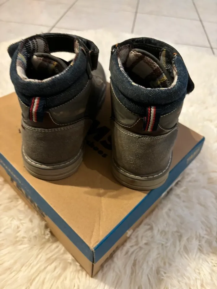 Boots grises - photo numéro 6