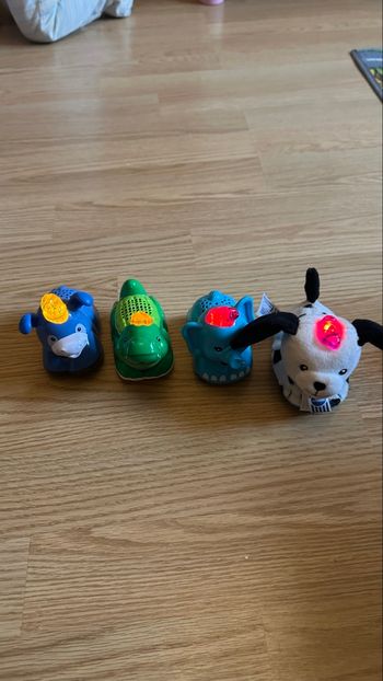 Lot de 4 tut tut animos plus ou moins vintage 