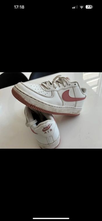 🩷 Nike Air Force 1 Low - Blanc & Rose saumon - Taille 36,5