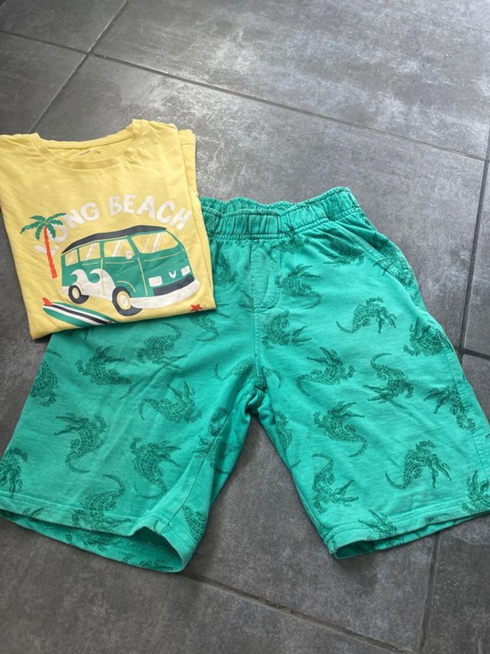 Short et t-shirt 12 ans - photo numéro 3