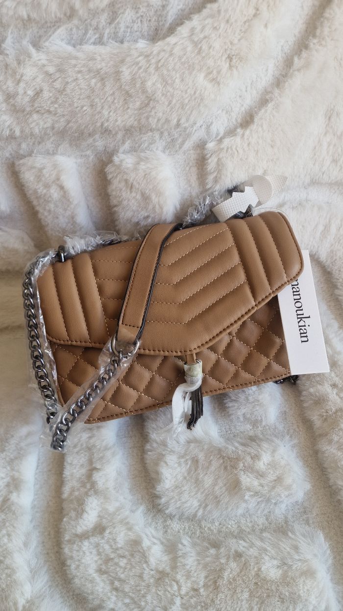 👜 Sac à main Manoukian – Élégant et pratique