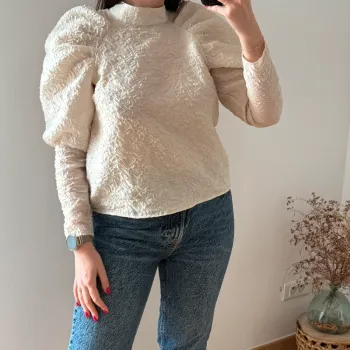 Blouse H&M beige à manches bouffantes et dos nu
