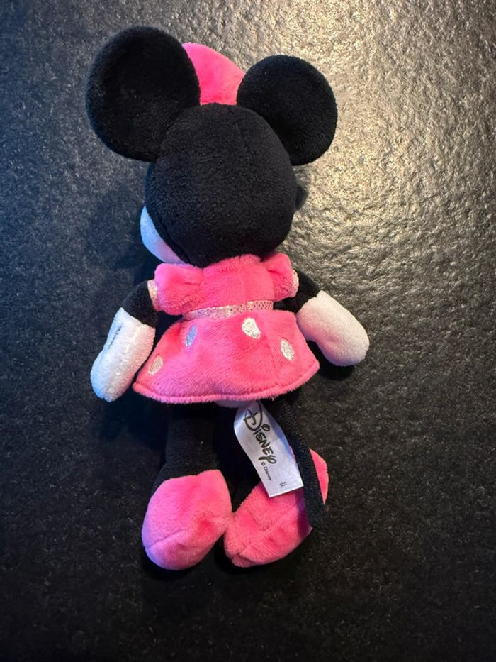 Peluche Minnie de Disney - photo numéro 2