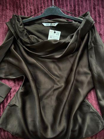 Haut ZARA asymétrique