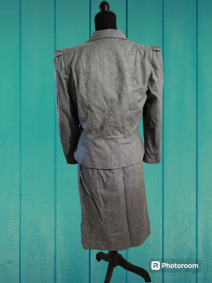 Ensemble veste et jupe - photo numéro 4
