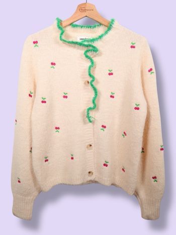 Cardigan à boutons In April 1986 avec motif cerises et Volants Vert | Beige | Taille unique