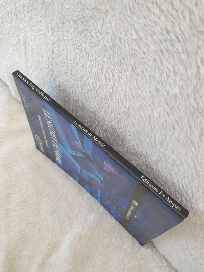 Livre Le  secret de Mamie - photo numéro 3