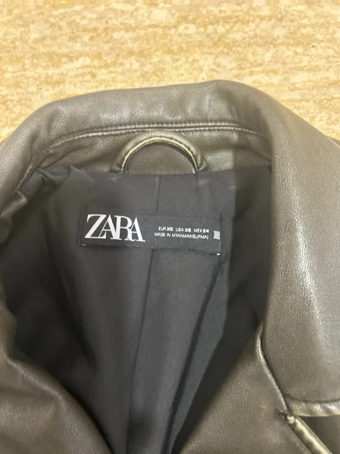 Veste en cuir Zara xs - photo numéro 6