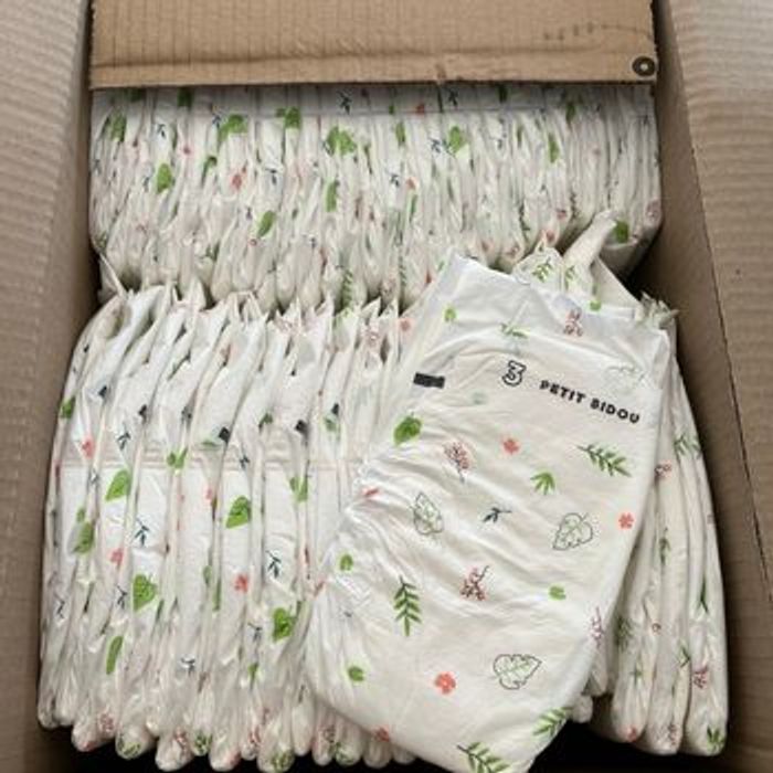 Lot de 180 couches en T3