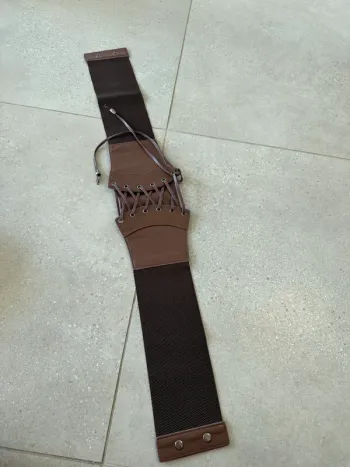 Ceinture marron élastique, très bon état, 85x10cm