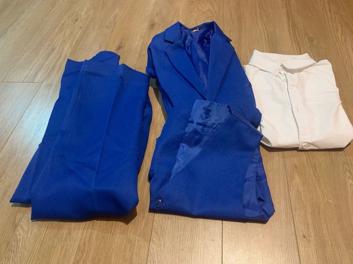 Costumes 3 pièces + chemise