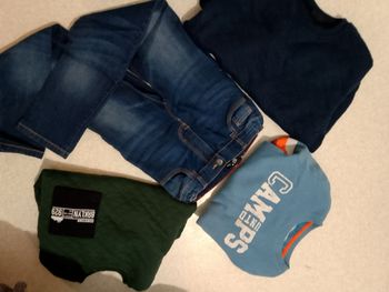 Lot Vêtements garçon 8/9 ans
