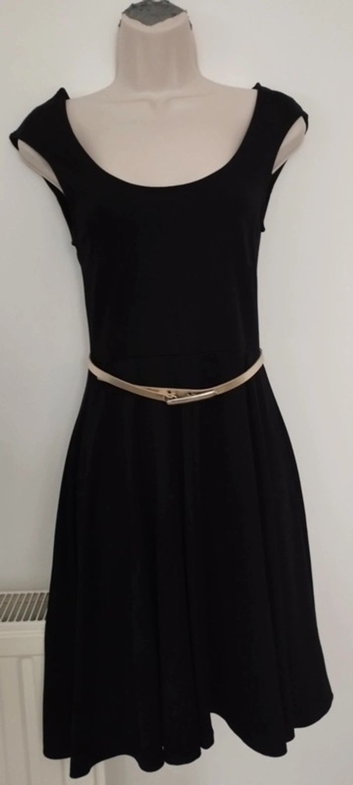 Robe noire taille 34 - photo numéro 2