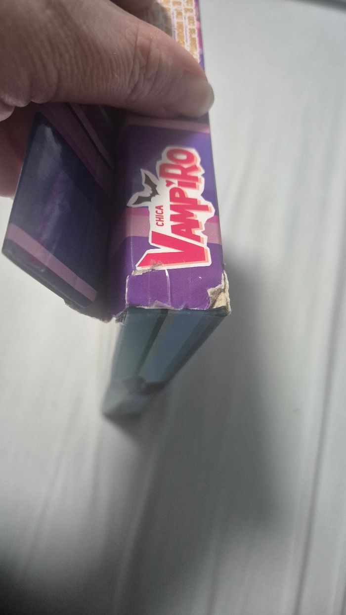 3 bracelets avec 18 breloques Chica vampiro - photo numéro 7