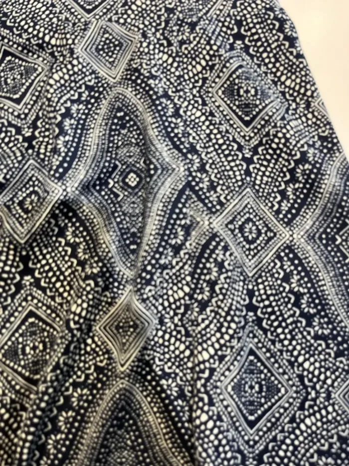 Jupe bleu marine et blanche - photo numéro 2