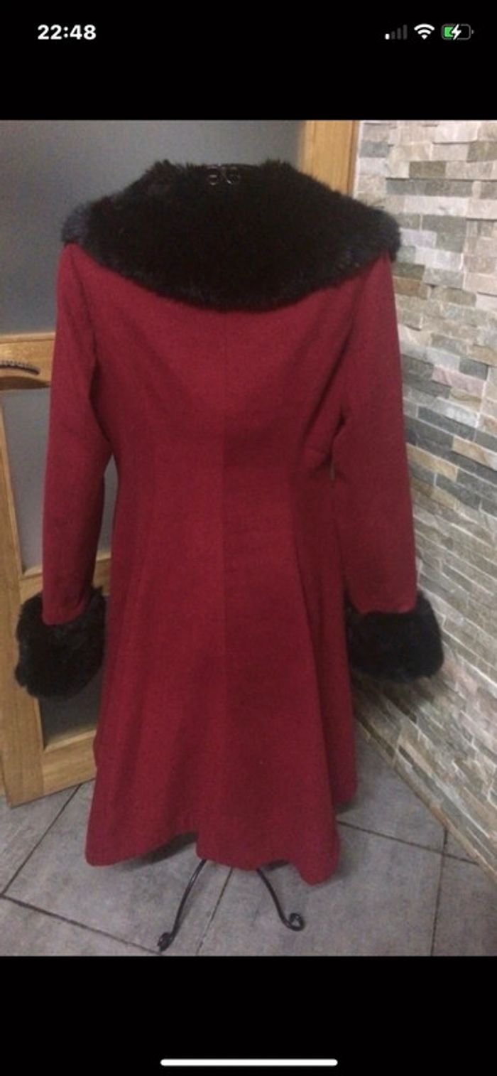 Manteau pin up hell bunny taille 40/42 excellent état proche du neuf - photo numéro 2