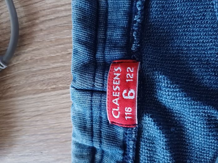 3 jupes courtes Taille 6 ans - photo numéro 6